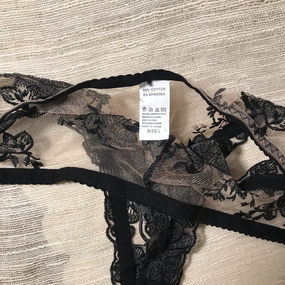 Embroidered Mesh Underwire Lingerie Set - Picture 10 of 10